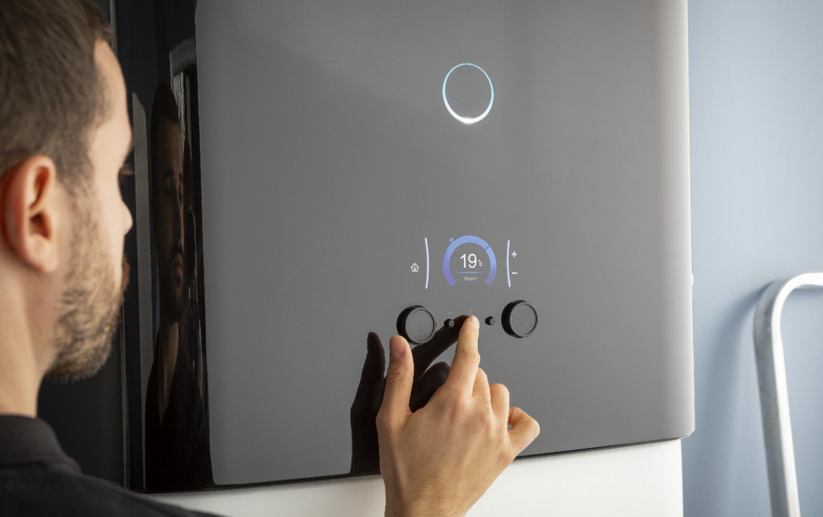 DAIKIN Altherma 3 HHT Wärmepumpe Ech2o | ETSHB16P50E7+EPRA14DW17 | H + 500L Biv – Ansicht 5